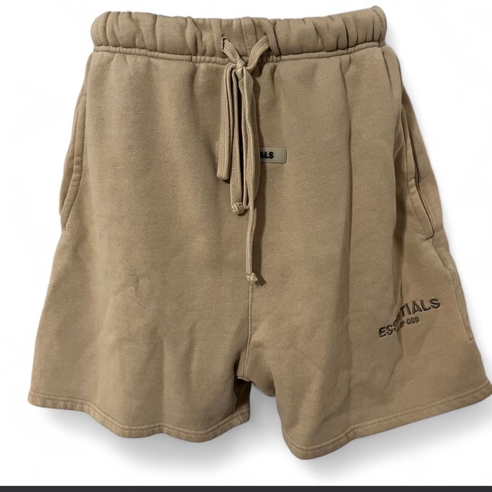 Fear of God Essentials Classic Fleece Sweatshorts Tan Size S